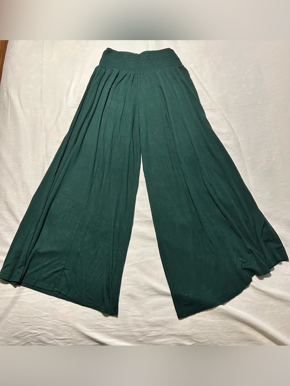 Wide Leg Pull-On Pants in Deep Emerald Green
